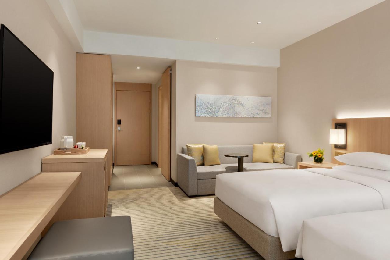 Hyatt Place Chengdu Pebble Walk Екстериор снимка