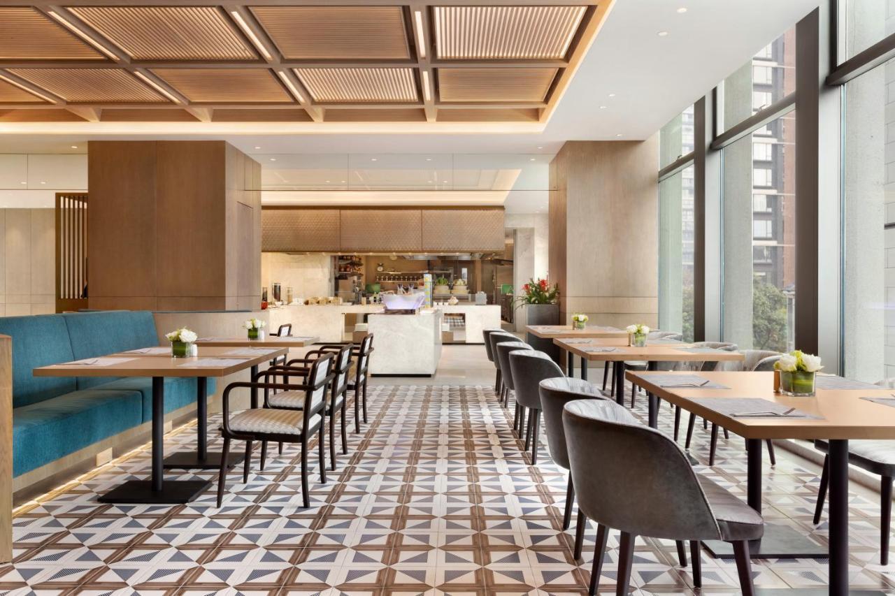 Hyatt Place Chengdu Pebble Walk Екстериор снимка